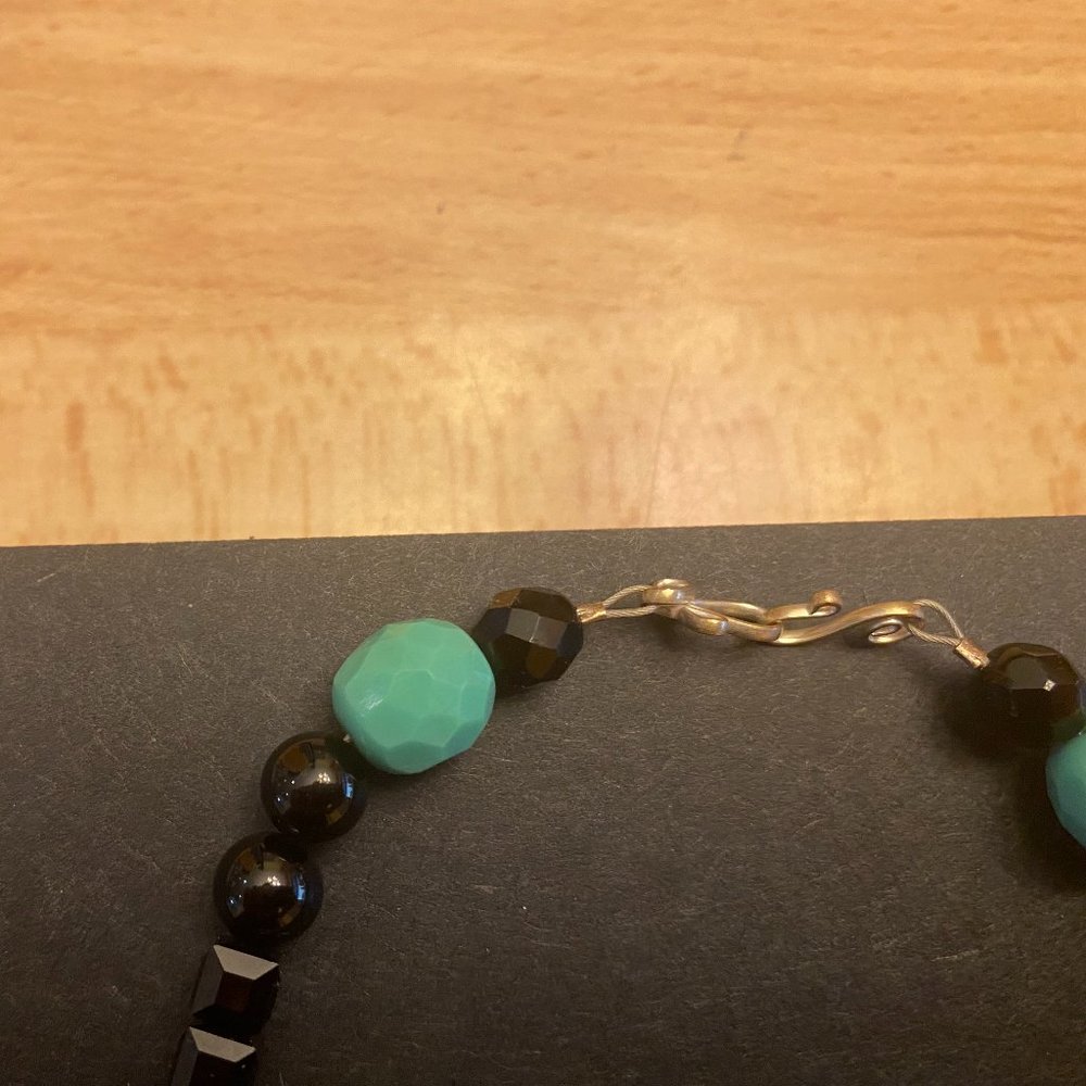 Handmade Brand New Beautiful Beaded 18" Necklace - Picture 8 of 8